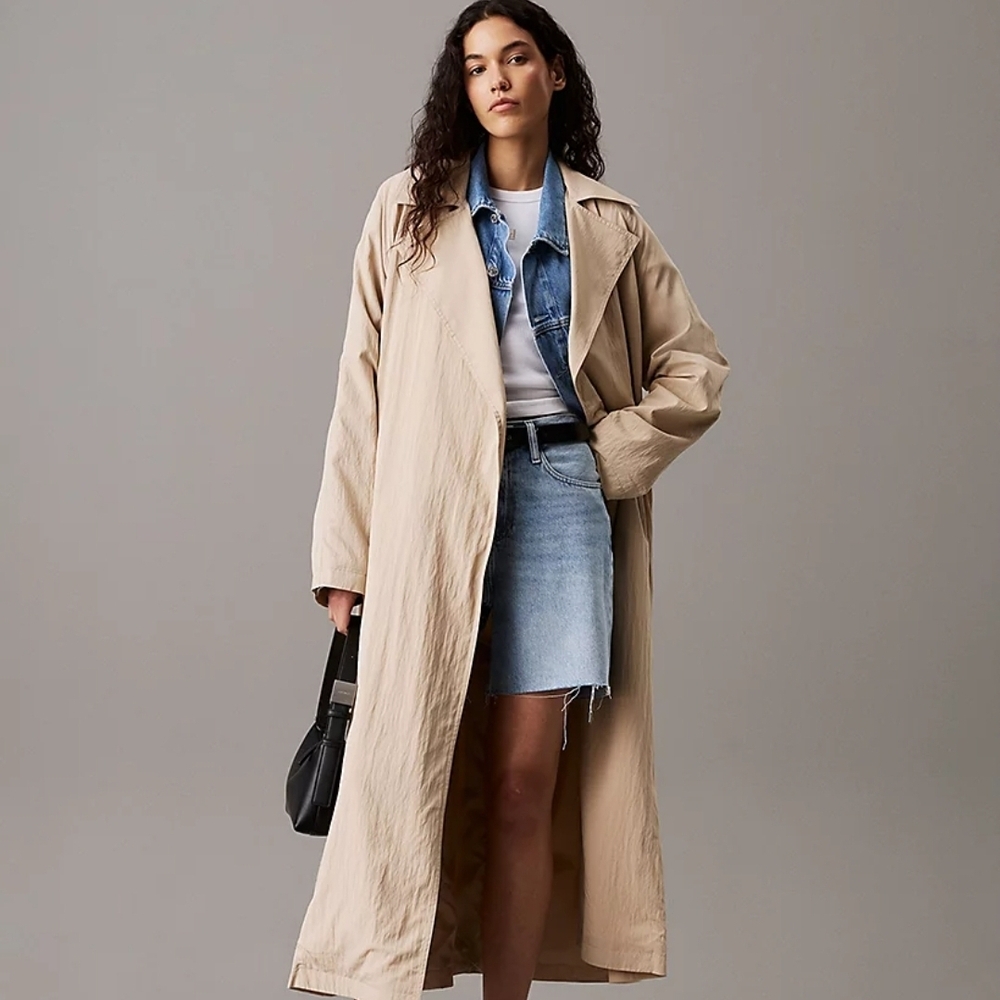 Elegant Tan Trench Coat for Women